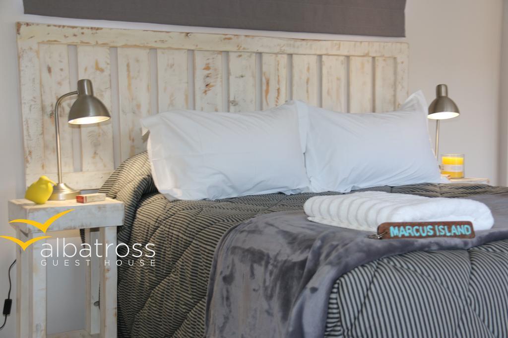 Albatross Guesthouse Langebaan Ngoại thất bức ảnh